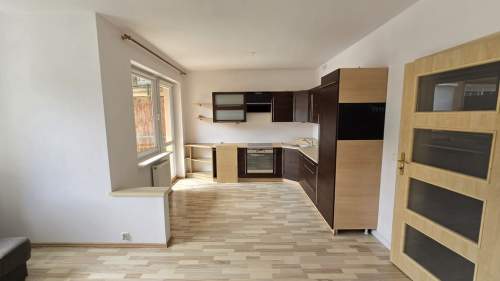 Rozkładowe 3 pokojowe mieszkanie z balkonem