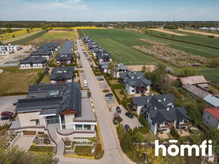 Nowoczesny apartament z klimatyzacją, balkonem i