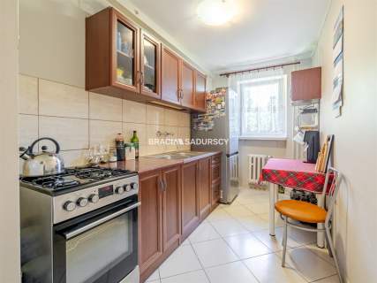 3 pokoje 1 piętro balkon DH Wanda