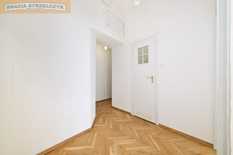 Mieszkanie 38 m2 Kamienica 2 Pokoje Balkon Powiśle
