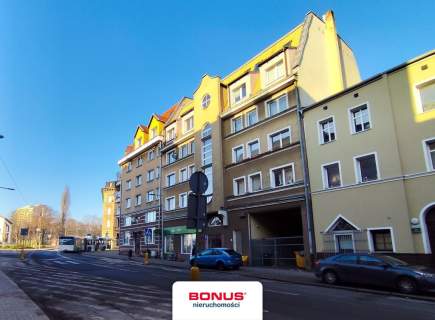 Mieszkanie - 3 pokoje w cichej okolicy