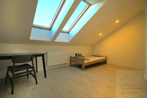 Cichy apartament 100m 3 pokoje, taras, parking