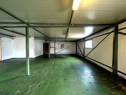 Hala z biurami centrum Krakowa możliwy podział