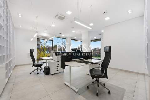 Lokal usługowy Witryny 74 m2 Mokotów