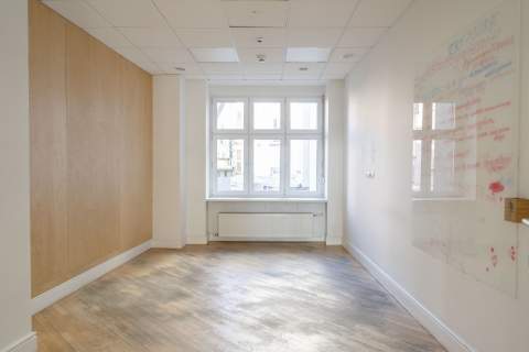 Lokal Biurowy 370 m2 Oławska