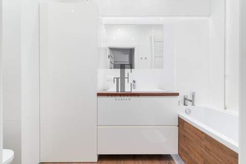 Przestronne Nowe budownictwa Balkon Zadbane