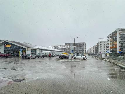 M 72-M2 4 POK APARTAMENT GARDEROBA BALKON ŻABINIEC