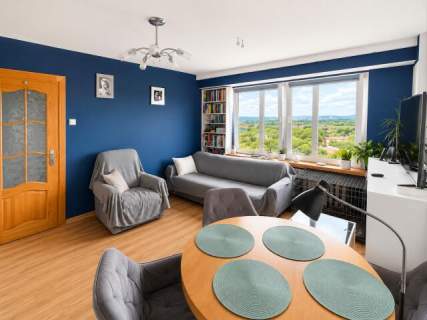 Wrzosowiak 2 pokoje balkon do zamieszkania