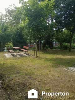 2 pokoje z ogrodem, garażem i piwnicą na parterze,