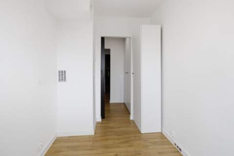 Po remoncie   Duży balkon   Raków   