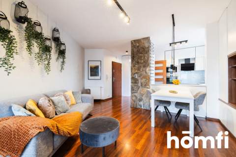 2 POKOJOWY APARTAMENT Z MIEJSCEM DO PRACY ZDALNEJ