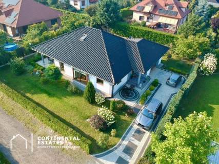 Bystre Dom 207 m Działka 900 m 2016 r