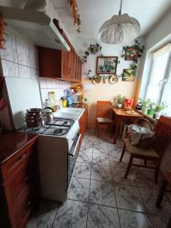 Sprzedam połowę domu