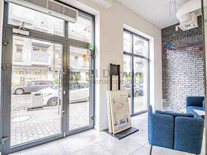 Loakl biurowy z dużą witryną w Centrum 