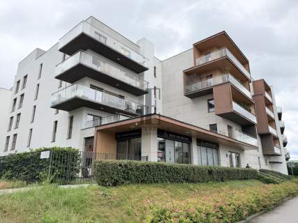 Przestronne Nowe budownictwa Balkon Zadbane