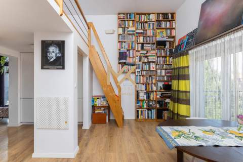 Nietuzinkowy loftowy apartament 54m2 2 antresole 19m2