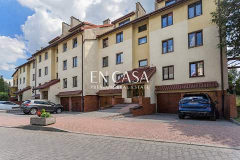62m2 na zamkniętym osiedlu, garaż piwnica w cenie