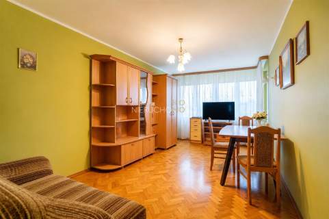 Pełen rozkład / loggia / winda / parking / tramwaj