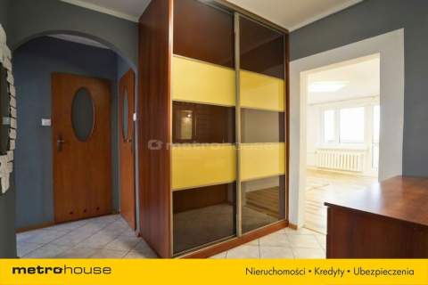 2 lub 3 pokoje Duży balkon, piwnica, niski czynsz
