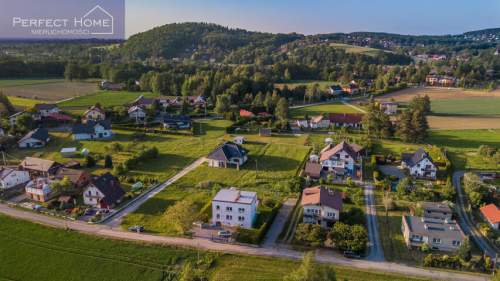 Działka budowlana w Górkach Wielkich Spokojna okolica Media