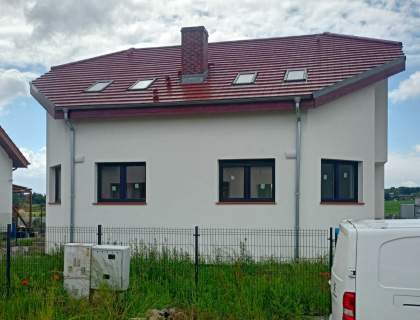 Dom jednorodzinny dwulokalowy. Poznań Konarzewo