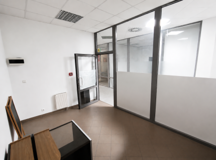 Lokal usługowo-handlowy 11,5 m Galeria Wiatraczna