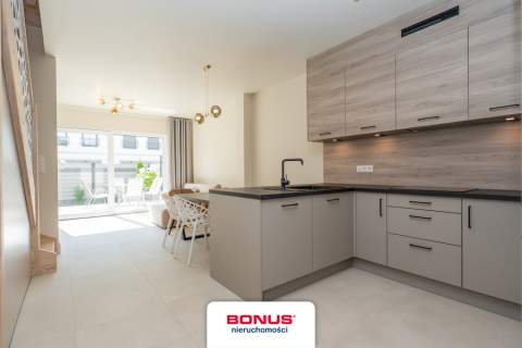Apartamenty 100 m , zaledwie 150 m od Morza