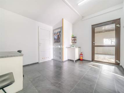 Dom jednorodzinny 138 m piękna działka 18 a