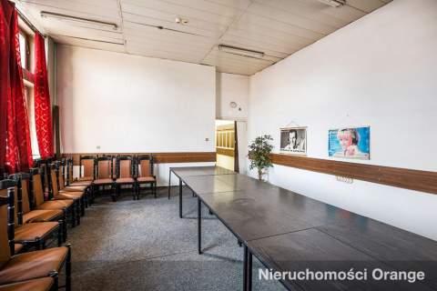 Budynek biurowy w centrum miasta