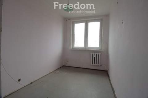 60 m2 2 piętro do remontu
