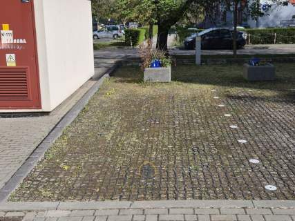 Na sprzedaż miejsce postojowe z piwnicą w Wiktoryn