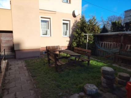 Mieszkanie 3 pokojowe 76 m2 centrum Żar piwnica