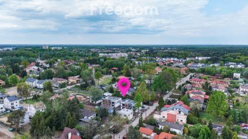 4-pokojowe z ogródkiem i 2 miejscami postojowymi