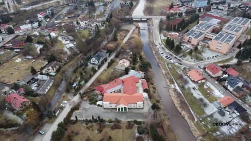 Pałac Łazienkowski centrum Staszowa