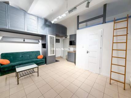Lokal użytkowy / 22 m / Lubicz / centrum