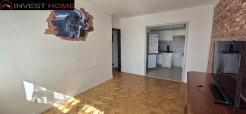 trzy pokoje, piwnica, loggia