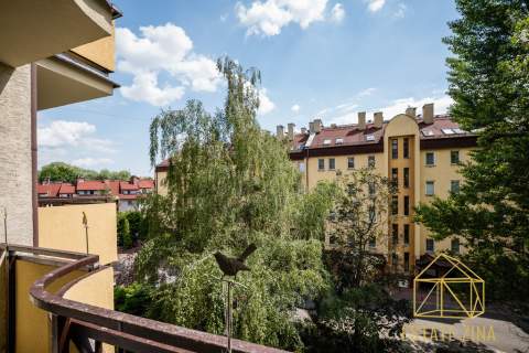 2 pokoje 49,5 m Balkon Parking