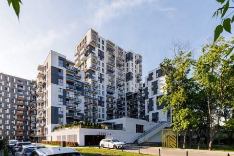 Panorama Warszawy 15 piętro AC Parking Komórka