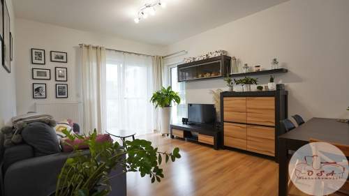3 pokoje 60,77 m Balkon Miejsce postojowe