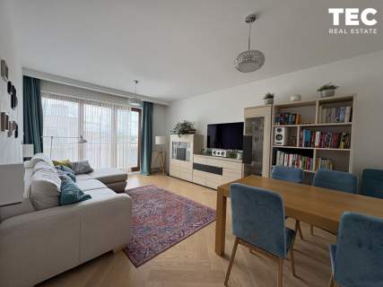 Zadbane I 4 pokoje Balkon Tramwaj