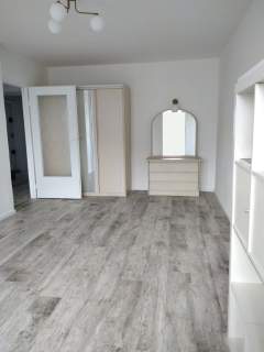 3 pokojowe po remoncie z balkonem - Przemyka 10