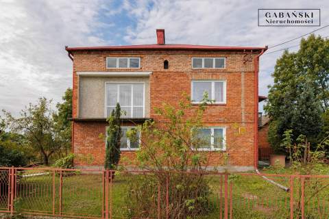 Dom z dużą działką i bud. gospodarczymi - Zabawa