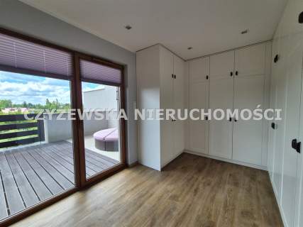 APARTAMENT DWUPOZIOMOWY Z TARASEM I GARAŻEM TCZEW