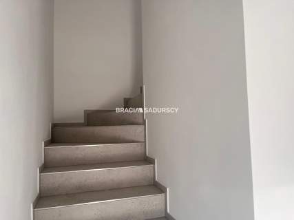 Bez czynszu 109 m Kameralna inwestycja