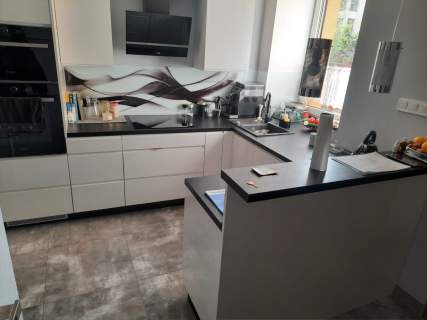 Mieszkanie 3 pokojowe 76 m2 centrum Żar piwnica