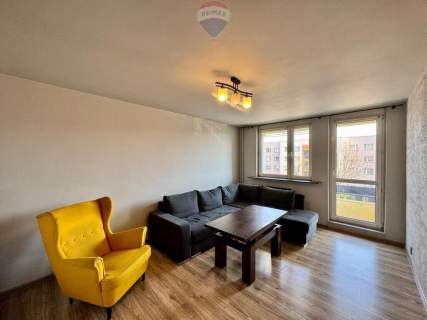 Dwupokojowe M - 51 m po remoncie balkon