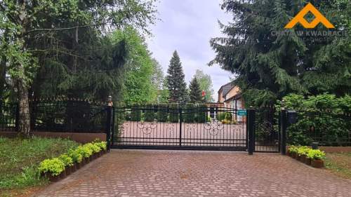 Przestronny dom z przeznaczeniem na Rodzinny Dom Seniora 10 pokoi...