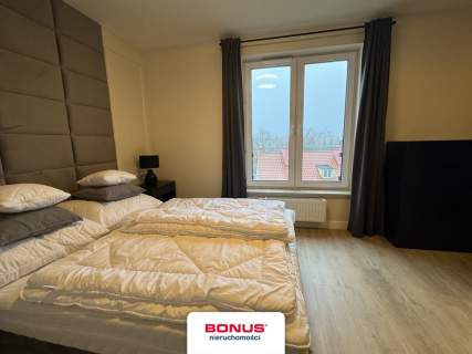 Przestronny apartament 157,23m2 z dużym tarasem.