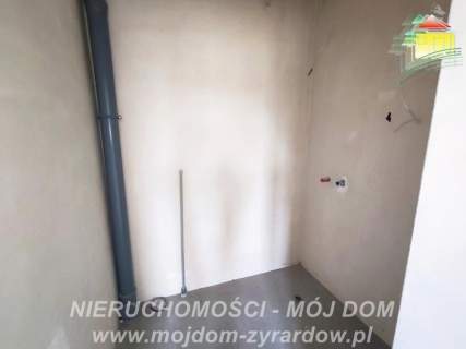 Ładny dom do własnej aranżacji blisko Mszczonowa.