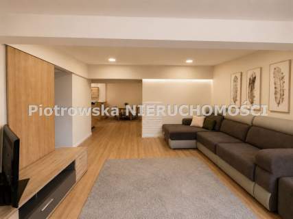 Nieruchomość komercyjna na sprzedaż, 400 m2, Próba